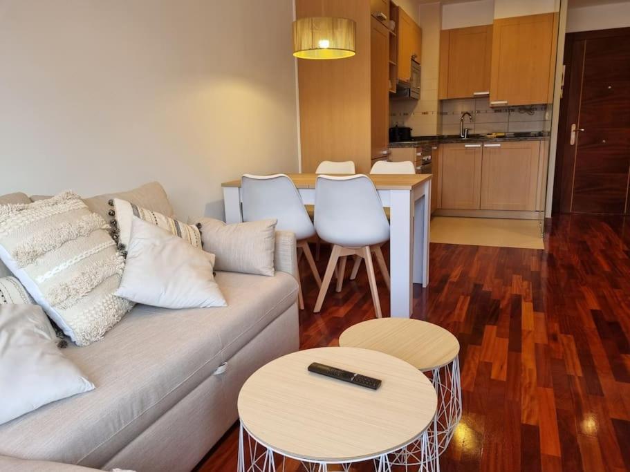 604B - Apartamento Con Garaje Овьедо Экстерьер фото